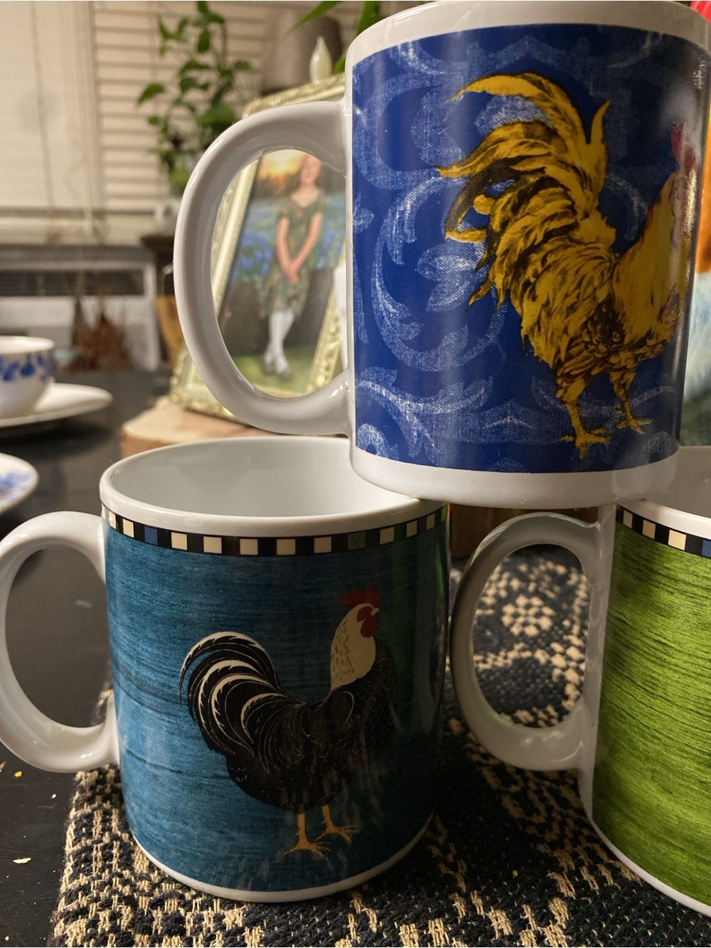 6 SOLD Rooster Themed Ceramic Set of 6 Mugs- Red and Blue - Picture 8 of 13